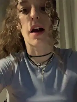 4lien online show from April 2026 07:21:02 PM