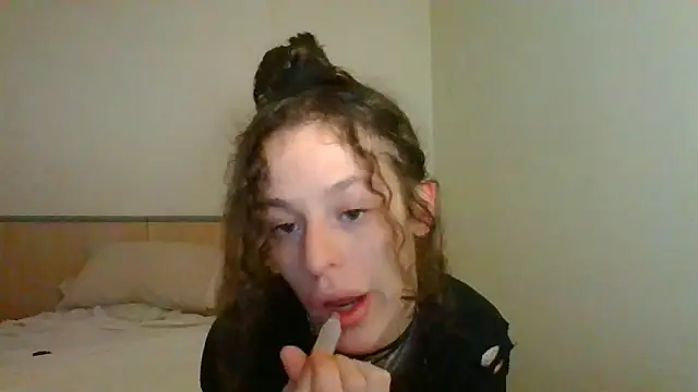 4lien online show from April 2026 07:53:01 AM