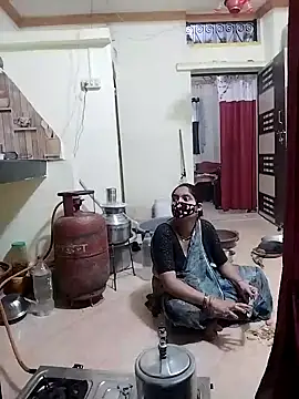 kaamuk madhu online show from February 2026 06:11:02 AM