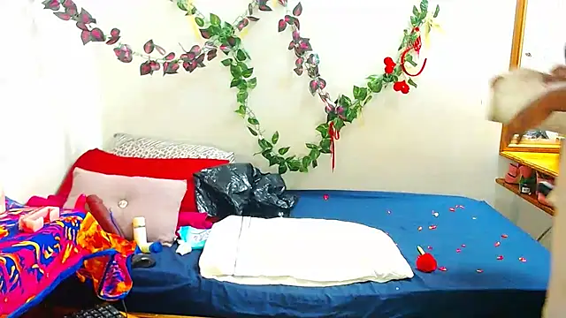 YammyChocTits online show from February 2026 12:08:01 AM