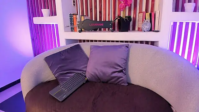 Kaorusweet online show from February 2026 12:23:02 PM