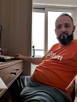 Hairy bear86 online show from March 2026 07:42:01 PM