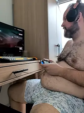 Hairy bear86 online show from January 2026 08:37:01 PM