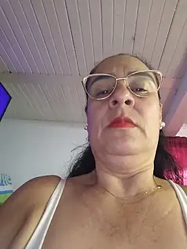 Snapshot of KiaraFoster chatting on June 2026 05:07:01 PM KiaraFoster online show from June 2026 05:07:01 PM