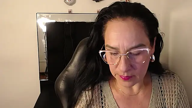 KiaraFoster online show from December 2025 02:30:02 PM