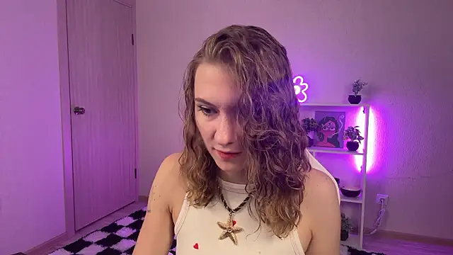 KellySunn online show from February 2026 09:19:01 AM