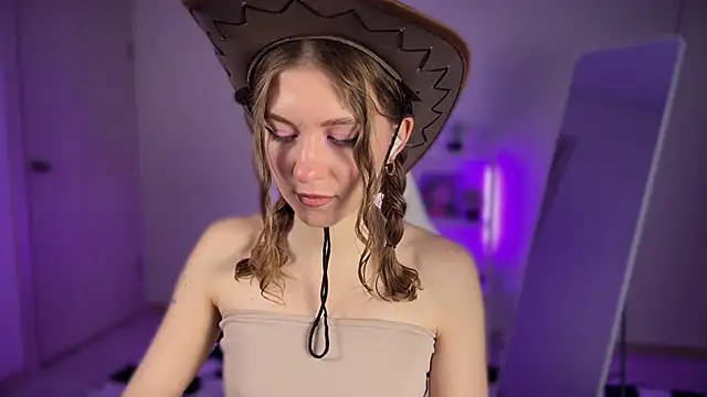 KellySunn online show from April 2026 08:10:02 AM