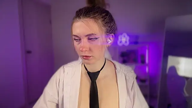 KellySunn online show from April 2026 09:13:02 AM