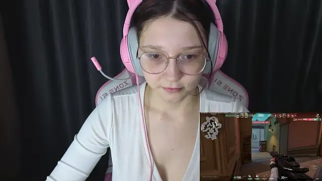 Pink-Aura- online show from January 2026 06:15:02 PM