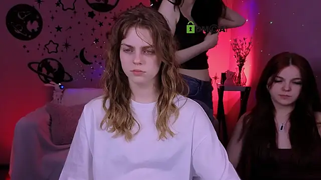 naya may online show from April 2026 07:51:01 PM