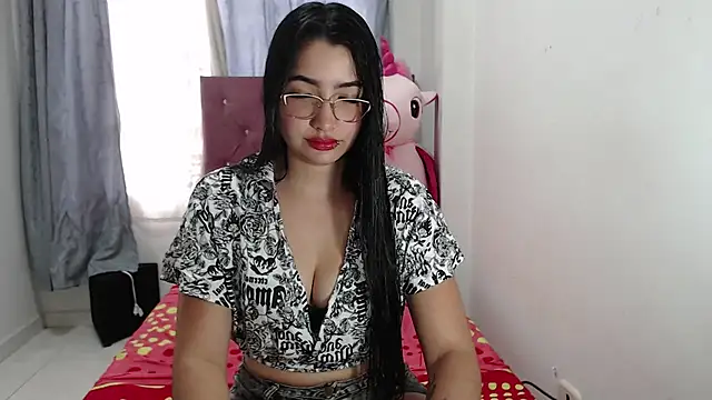 BrinsHilton  online show from January 2026 03:59:02 PM