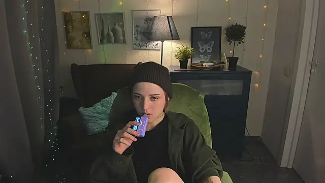 SarahShelby online show from May 2026 09:00:01 PM