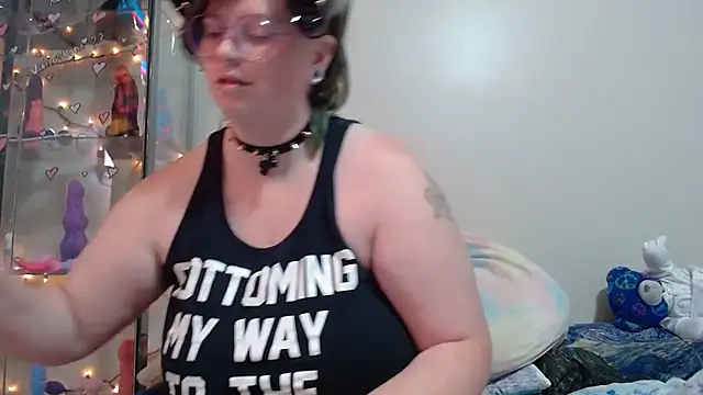 Snapshot of Pupghostt chatting on April 2026 12:56:01 PM Pupghostt online show from April 2026 12:56:01 PM
