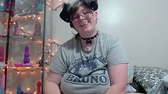 Snapshot of Pupghostt chatting on April 2026 06:58:02 PM Pupghostt online show from April 2026 06:58:02 PM