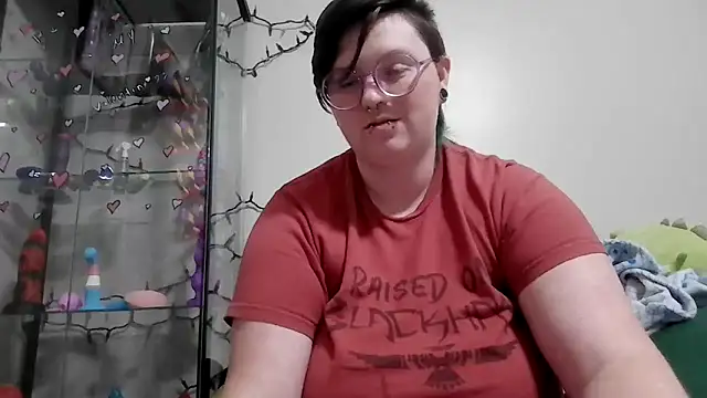 Pupghostt online show from February 2026 06:17:02 PM