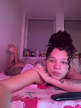 Snapshot of urprettygirlleenay chatting on February 2026 07:56:01 PM urprettygirlleenay online show from February 2026 07:56:01 PM