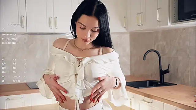 Snapshot of TyraEspina chatting on January 2026 09:19:02 PM TyraEspina online show from January 2026 09:19:02 PM