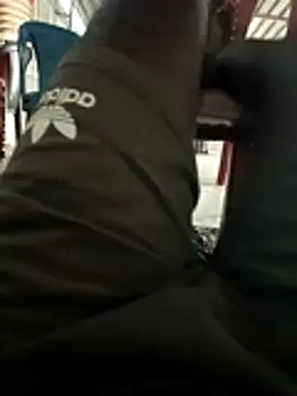 Snapshot of Tamilpaiyan07 chatting on February 2026 03:47:01 AM Tamilpaiyan07 online show from February 2026 03:47:01 AM