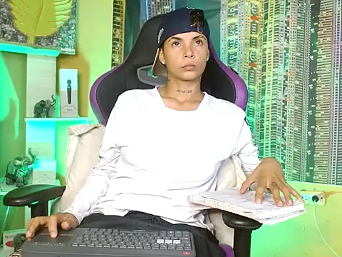 Aron 777 online show from January 2026 09:40:01 PM