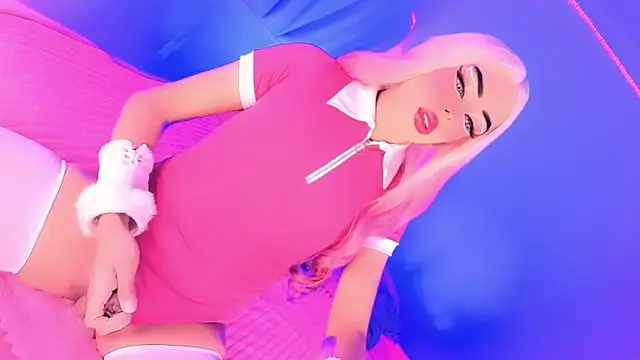 Blonde fuck online show from April 2026 03:56:01 AM