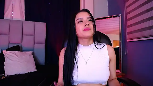 Emilyy05  online show from February 2026 01:34:02 AM