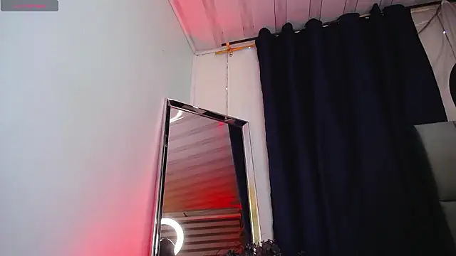 Emilyy05  online show from March 2026 01:28:02 AM