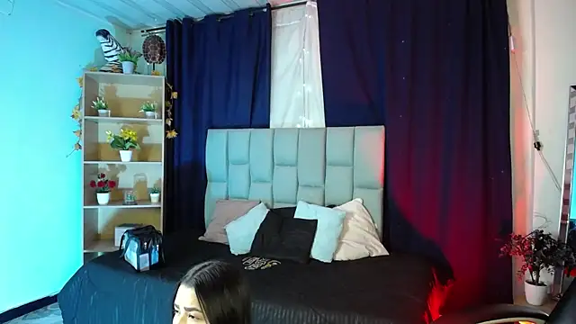 Emilyy05  online show from January 2026 03:10:01 AM