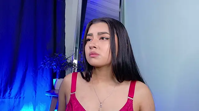 Emilyy05  online show from May 2026 12:51:02 AM