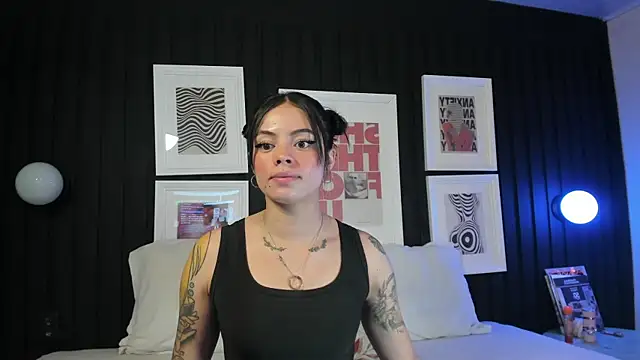 leslie thompson online show from January 2026 07:51:02 PM