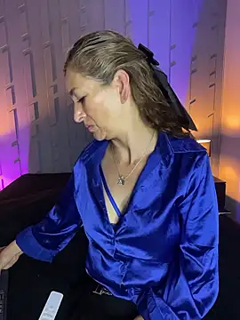 JennaMilf  online show from January 2026 07:28:02 PM