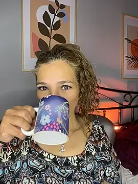Snapshot of JennaMilf_ chatting on April 2026 03:49:02 PM JennaMilf online show from April 2026 03:49:02 PM