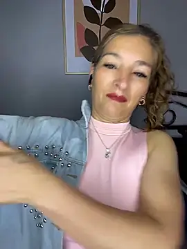 Snapshot of JennaMilf_ chatting on May 2026 12:05:01 PM JennaMilf online show from May 2026 12:05:01 PM