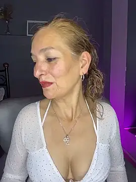 JennaMilf  online show from April 2026 06:58:01 PM