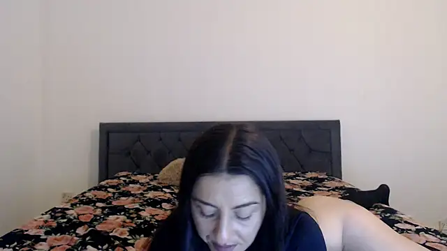 Snapshot of Stella_John chatting on September 2025 05:58:01 AM Stella John online show from September 2025 05:58:01 AM