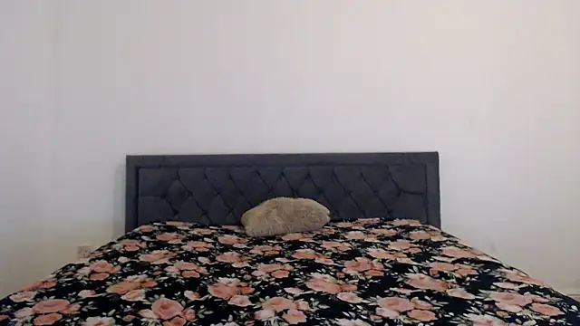 Snapshot of Stella_John chatting on September 2025 05:58:01 AM Stella John online show from September 2025 05:58:01 AM