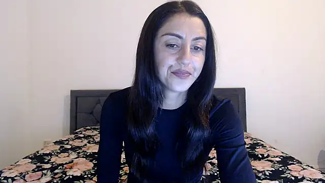 Snapshot of Stella_John chatting on October 2025 05:19:01 AM Stella John online show from October 2025 05:19:01 AM