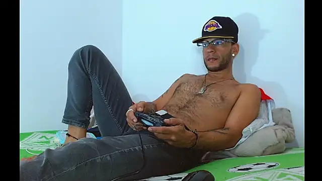 Alphamaster 92 online show from April 2026 04:08:02 AM