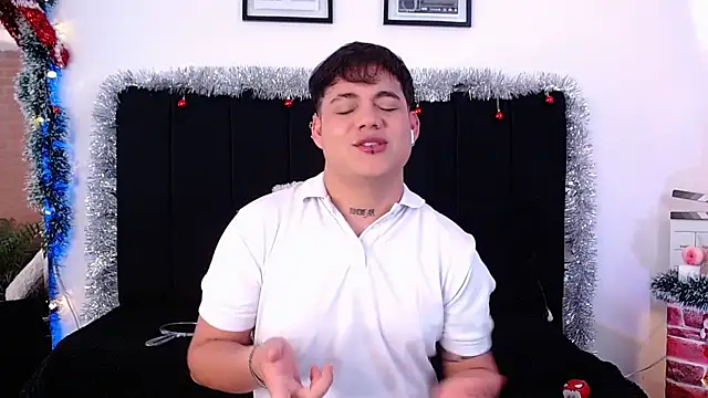  Sam25  online show from December 2025 05:24:02 PM