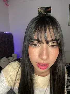 junorise23 online show from March 2026 05:19:02 AM