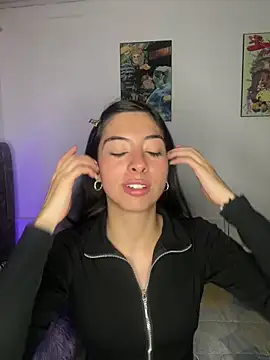 junorise23 online show from April 2026 03:53:02 AM