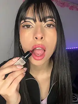 junorise23 online show from April 2026 03:24:01 AM