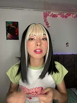 junorise23 online show from January 2026 03:57:01 AM