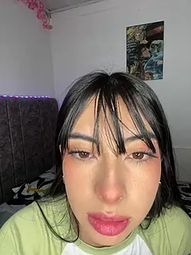 junorise23 online show from May 2026 04:27:02 AM