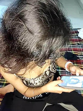 Sizzler 0011 online show from December 2025 07:15:02 PM