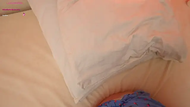 HappyLisa online show from January 2026 05:17:02 PM