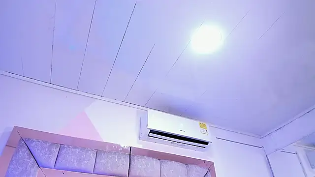 Snapshot of nora_zap chatting on January 2026 07:42:01 PM nora zap online show from January 2026 07:42:01 PM