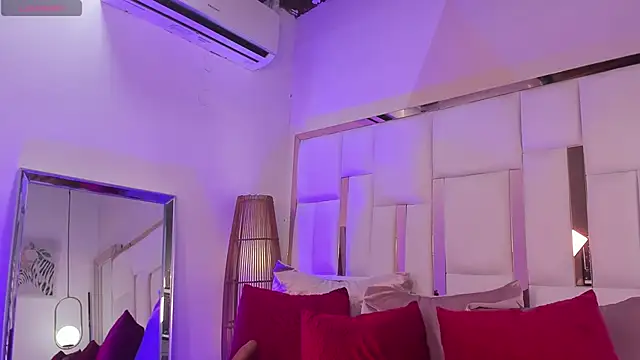 Snapshot of nora_zap chatting on February 2026 04:51:01 PM nora zap online show from February 2026 04:51:01 PM