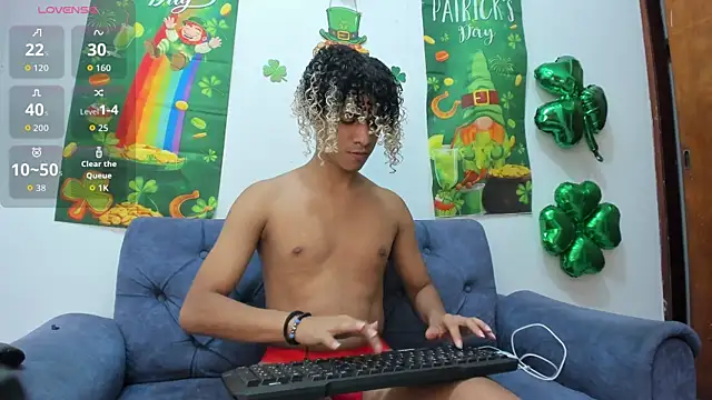 Victor LatinBoy online show from March 2026 03:07:01 AM