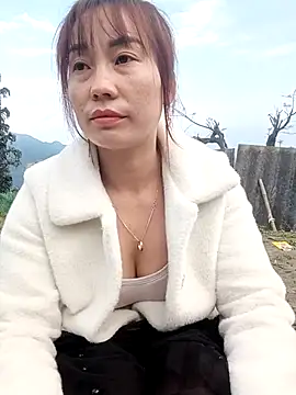 boiboi001 online show from February 2026 12:43:01 AM