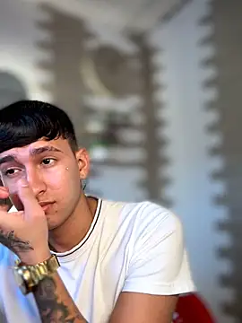 Snapshot of neithan_sleitherx chatting on February 2026 03:08:02 PM neithan sleitherx online show from February 2026 03:08:02 PM